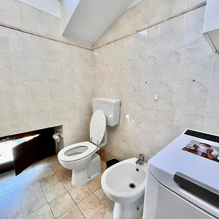 Nest Centro By Kibilu Affitti Brevi Apartamento Luino