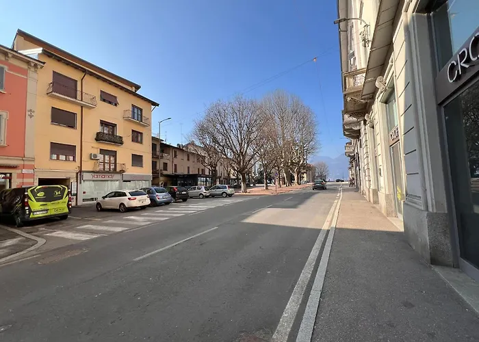 Kibilu Lake Nest Luino Centro Apartment *